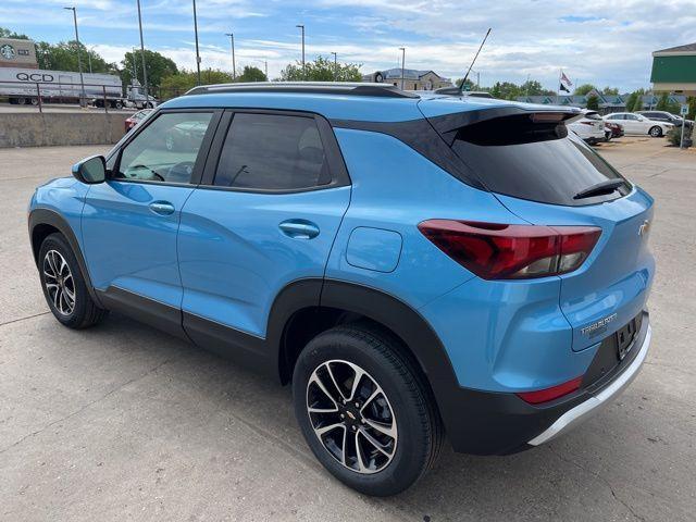 new 2025 Chevrolet TrailBlazer car, priced at $29,365
