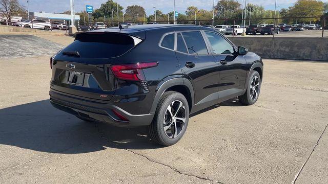 new 2026 Chevrolet Trax car, priced at $23,685