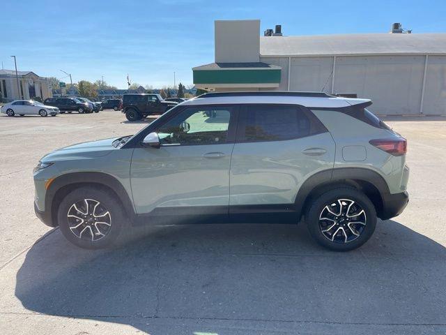 new 2025 Chevrolet TrailBlazer car, priced at $32,575