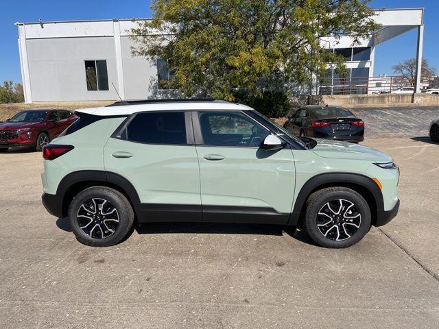 new 2025 Chevrolet TrailBlazer car, priced at $30,546