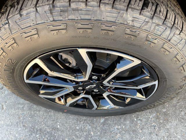 new 2025 Chevrolet TrailBlazer car, priced at $30,546