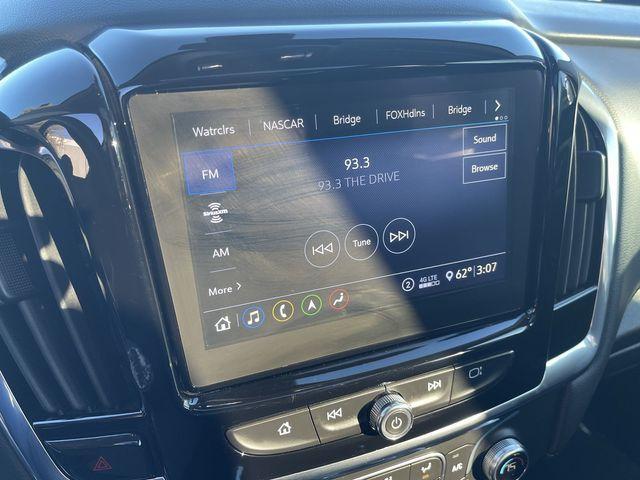 used 2020 Chevrolet Traverse car, priced at $20,395