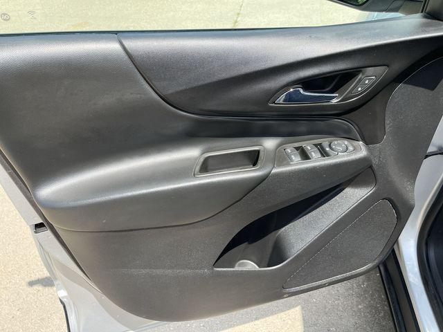 used 2022 Chevrolet Equinox car, priced at $20,998
