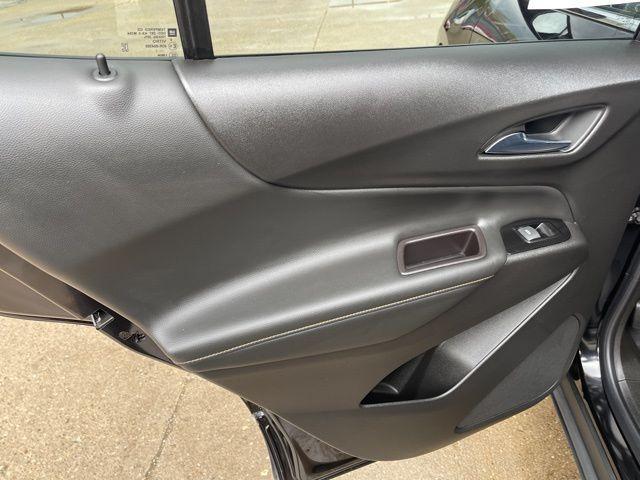 used 2022 Chevrolet Equinox car, priced at $23,386
