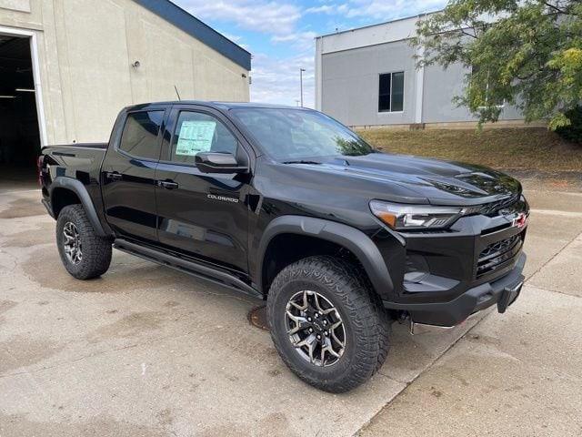 new 2024 Chevrolet Colorado car, priced at $52,635