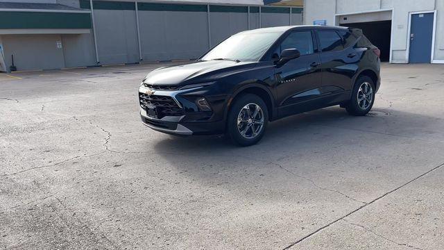 new 2025 Chevrolet Blazer car, priced at $39,185