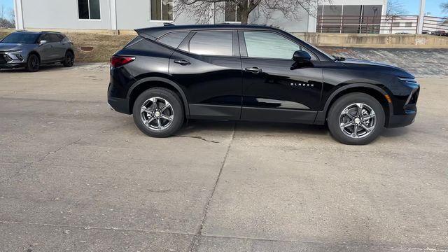 new 2025 Chevrolet Blazer car, priced at $39,185