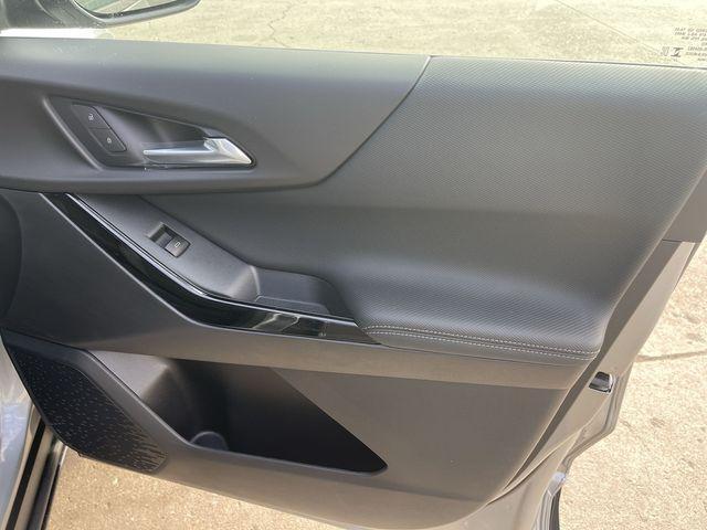 new 2026 Chevrolet Equinox car, priced at $30,245