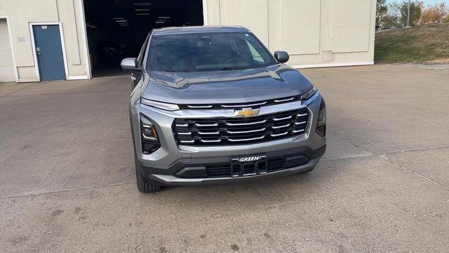 new 2026 Chevrolet Equinox car, priced at $30,245