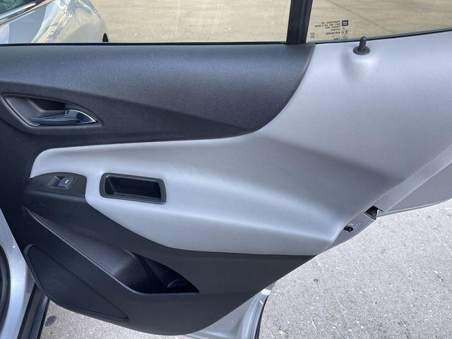 used 2022 Chevrolet Equinox car, priced at $19,395