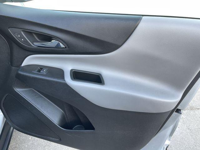 used 2022 Chevrolet Equinox car, priced at $19,395