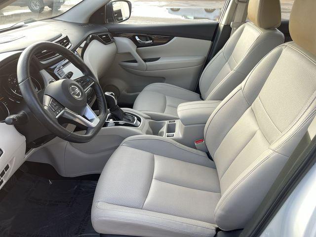 used 2022 Nissan Rogue Sport car, priced at $22,995