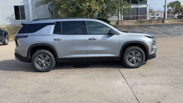 new 2026 Chevrolet Traverse car, priced at $43,695