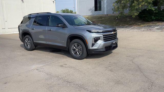 new 2026 Chevrolet Traverse car, priced at $43,695