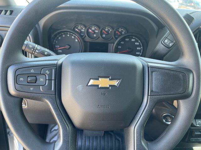 new 2025 Chevrolet Silverado 1500 car, priced at $40,545