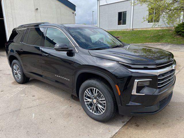 new 2025 Chevrolet Traverse car, priced at $42,390