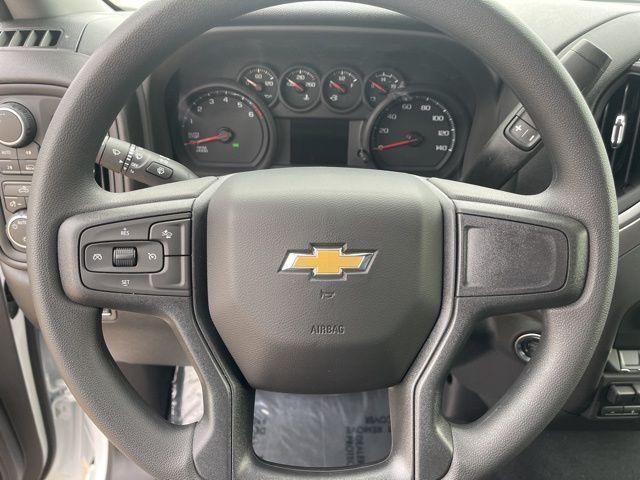 new 2025 Chevrolet Silverado 1500 car, priced at $43,090