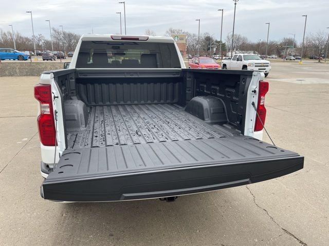 new 2025 Chevrolet Silverado 1500 car, priced at $43,090