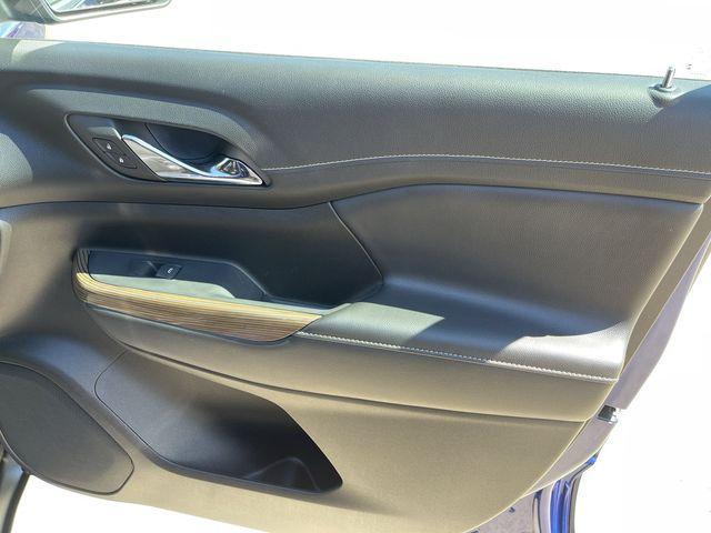 used 2023 GMC Acadia car, priced at $26,494