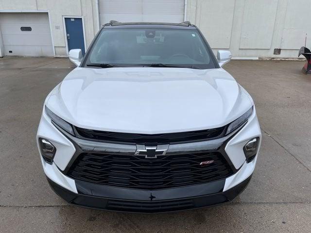 new 2025 Chevrolet Blazer car, priced at $50,660