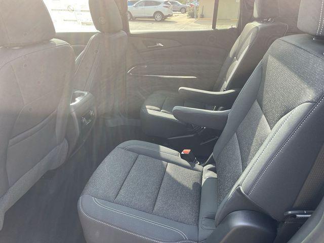 new 2026 Chevrolet Traverse car, priced at $43,195