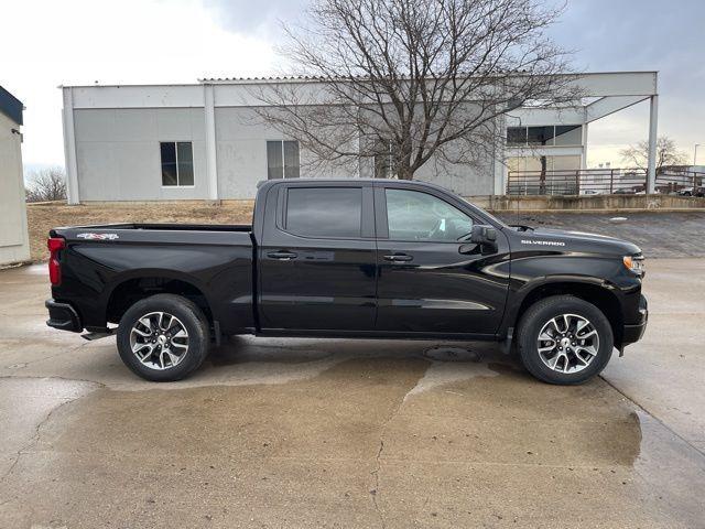 new 2025 Chevrolet Silverado 1500 car, priced at $52,627