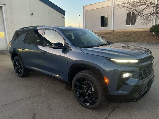 new 2025 Chevrolet Traverse car