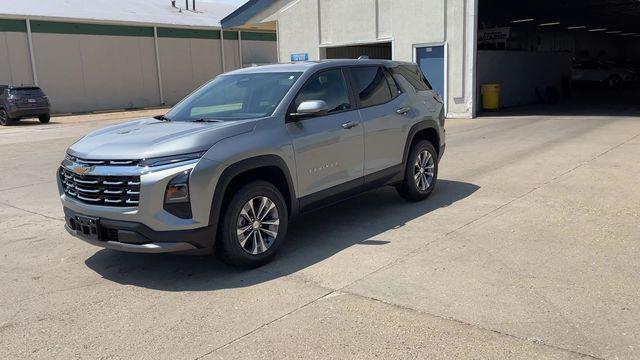 new 2026 Chevrolet Equinox car, priced at $27,995