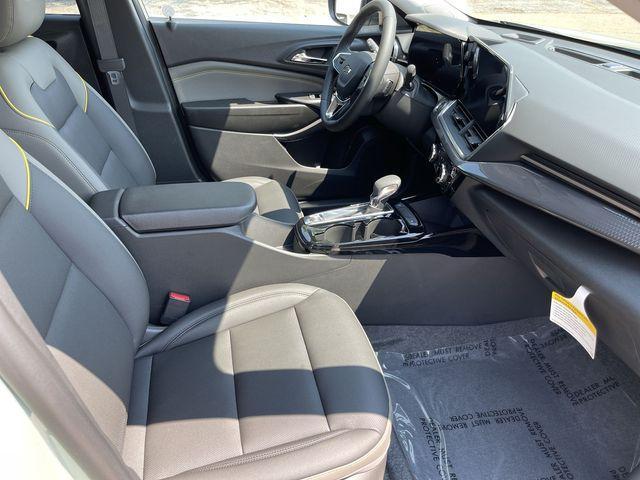 new 2025 Chevrolet Trax car, priced at $24,690