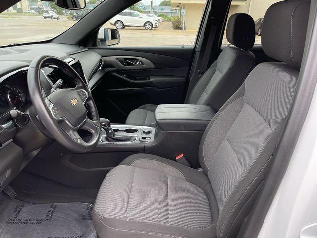 used 2022 Chevrolet Traverse car, priced at $27,995