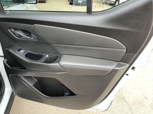 used 2022 Chevrolet Traverse car, priced at $27,995