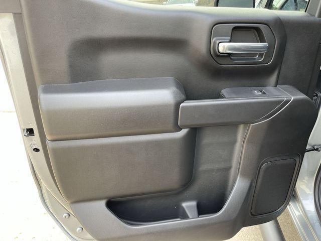 new 2025 Chevrolet Silverado 1500 car, priced at $45,990