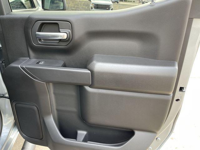 new 2025 Chevrolet Silverado 1500 car, priced at $45,990