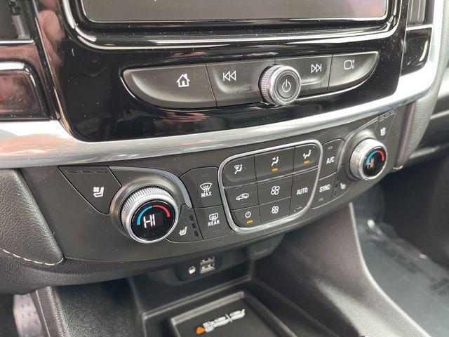 used 2022 Chevrolet Traverse car, priced at $39,978
