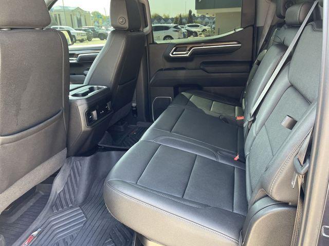 used 2022 Chevrolet Silverado 1500 car, priced at $43,108