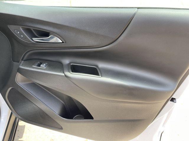 used 2022 Chevrolet Equinox car, priced at $20,195