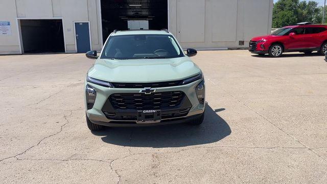 new 2025 Chevrolet Trax car, priced at $25,585