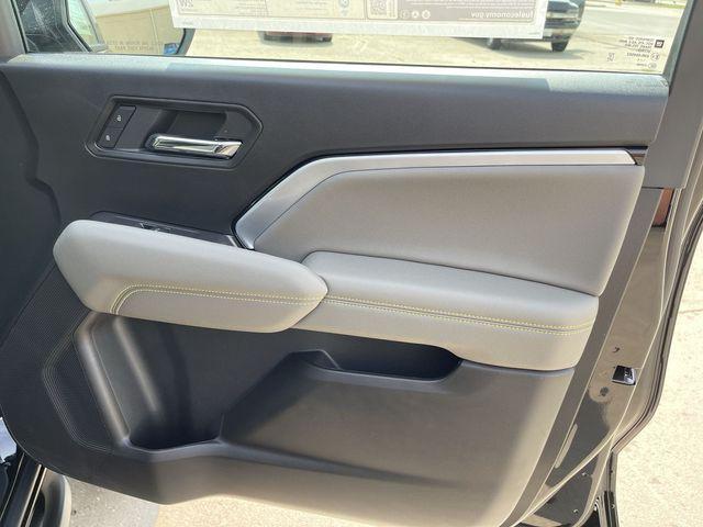 new 2025 Chevrolet Colorado car, priced at $50,790