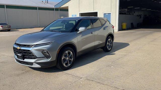 used 2025 Chevrolet Blazer car, priced at $28,098