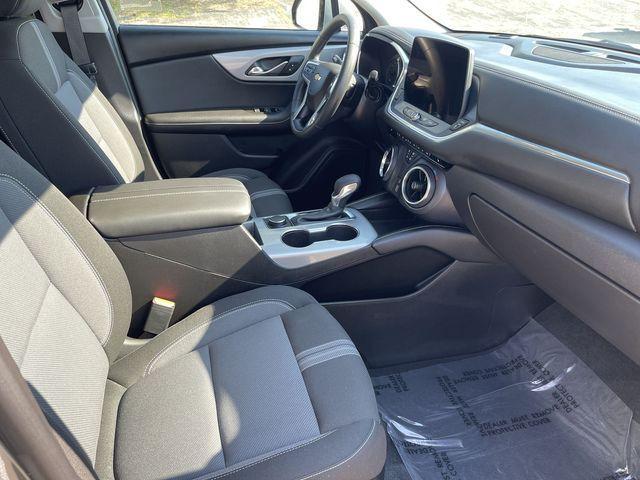 used 2025 Chevrolet Blazer car, priced at $28,098