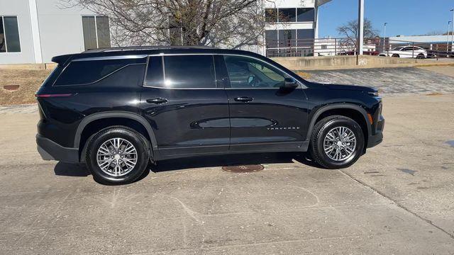 used 2025 Chevrolet Traverse car, priced at $35,495