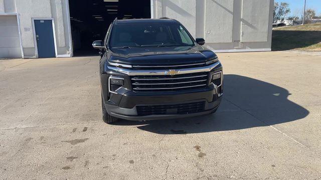 used 2025 Chevrolet Traverse car, priced at $35,495