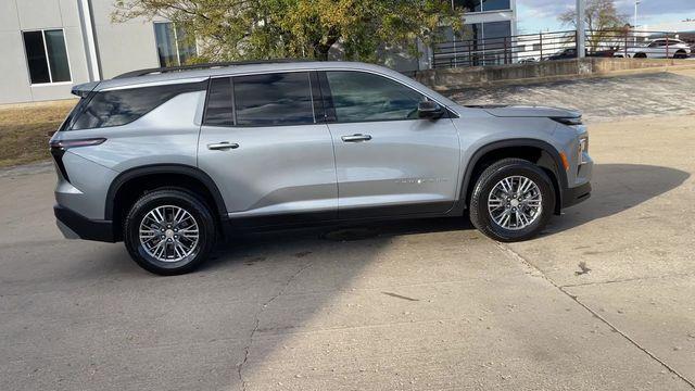 used 2024 Chevrolet Traverse car, priced at $37,195