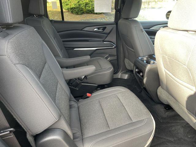 used 2024 Chevrolet Traverse car, priced at $37,195