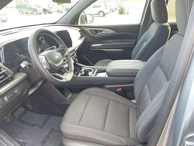 used 2024 Chevrolet Traverse car, priced at $37,195