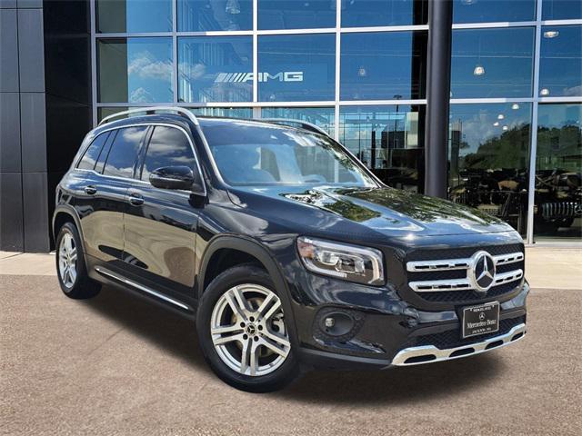 used 2023 Mercedes-Benz GLB 250 car, priced at $36,400