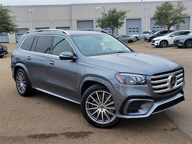 new 2025 Mercedes-Benz GLS 450 car, priced at $96,495