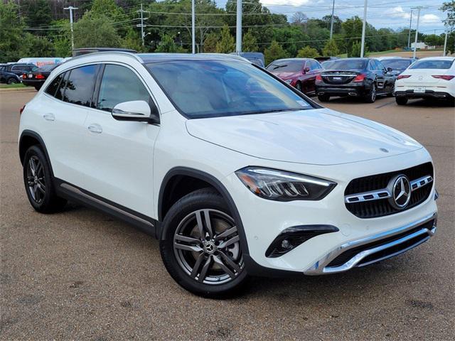 new 2025 Mercedes-Benz GLA 250 car, priced at $47,645