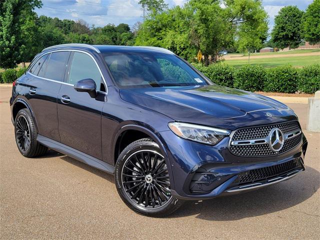 new 2024 Mercedes-Benz GLC 300 car, priced at $62,125