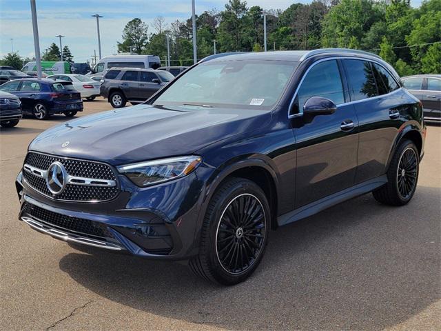 new 2024 Mercedes-Benz GLC 300 car, priced at $62,125